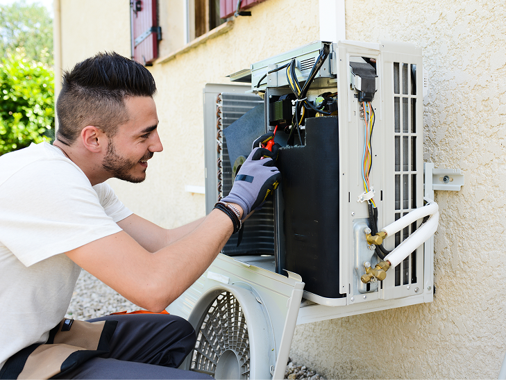 family-and-contractor-reviewing-blueprints